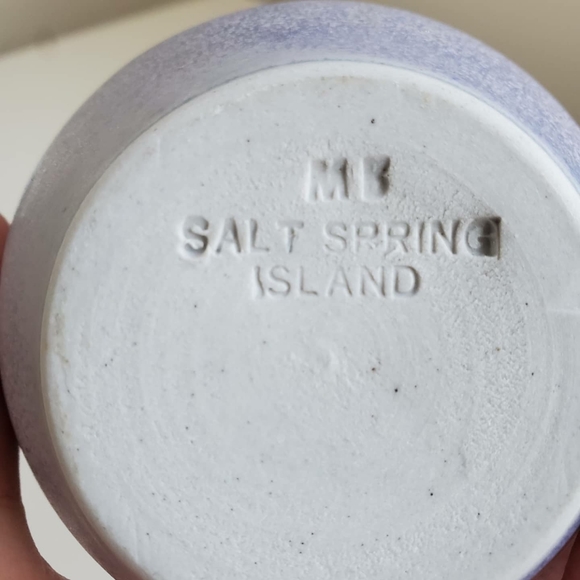 Ceramic Vase Made in Saltspring Island - Picture 2 of 2